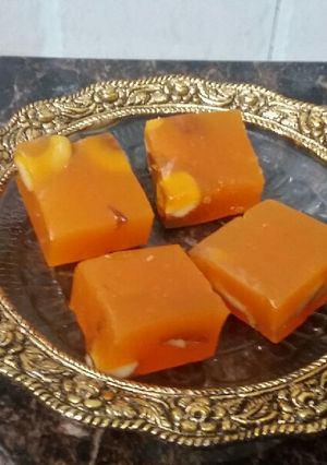 A picture of Bombay Karachi halwa.