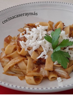 Una foto de Pasta con col
