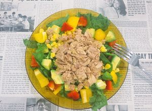 Hình của món 🥗Salad Cá Ngừ Eat Clean.