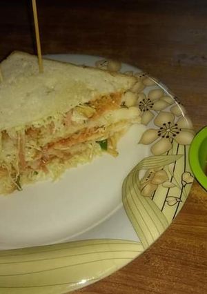 A picture of Club Sandwich.