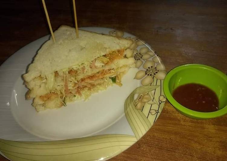 Simple Way to Make Homemade Club Sandwich