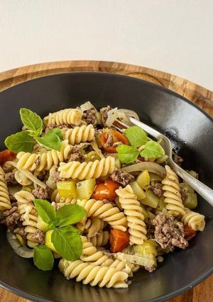 Une photo de Méli-mélo de pâtes et viande hachée
