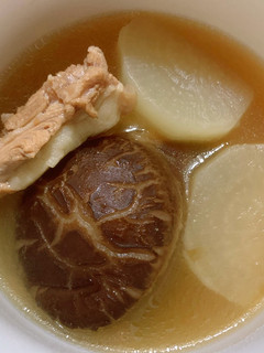 蘿蔔冬菇豬骨湯 的食譜成品照片