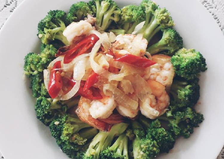 Resep Udang brokoli saus tiram ala tawan (no msg) Anti Gagal