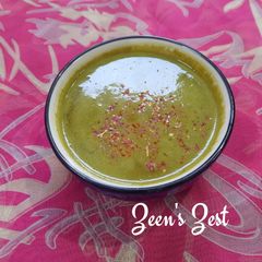 A picture of Green Peas and Fenugreek Greens Soup.