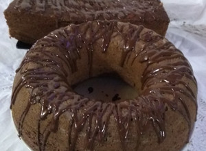 Una foto de Budín de chocolate🍫, caffe expreso y frutos secos, stevia💃