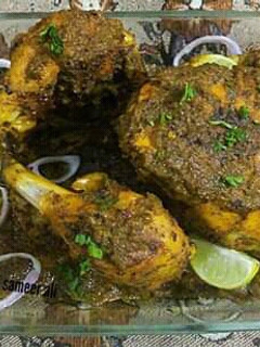 A picture of Chicken dum pukht.