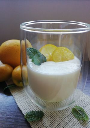 Una foto de Mousse de limón
