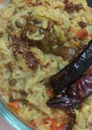 A picture of Quick kali urad ki khichdi.