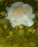Asopado de Pechugas de Pollo con Huevo escalfado, tipo Cau Cau a lo Carmelita