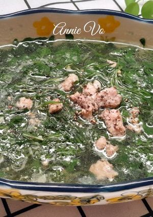 Hình của món Canh xà lách xoong nấu thịt xay.