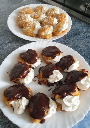 Una foto de Profiteroles caseros