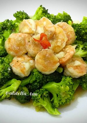 Foto resep Brokoli Udang Saus Tiram