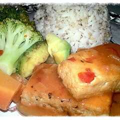 A picture of Tofu agridulce.