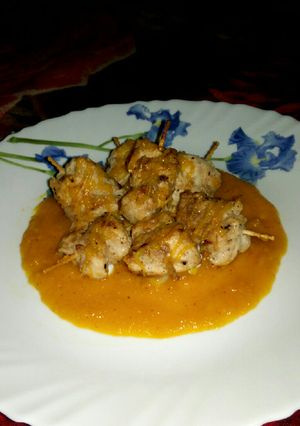 A picture of Chicken Tikka in Mango Sauce.