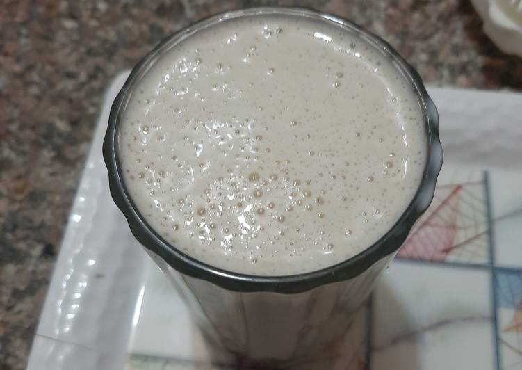 Banana oats smoothie