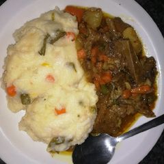Pap and beef stew A picture of Pap and beef stew.