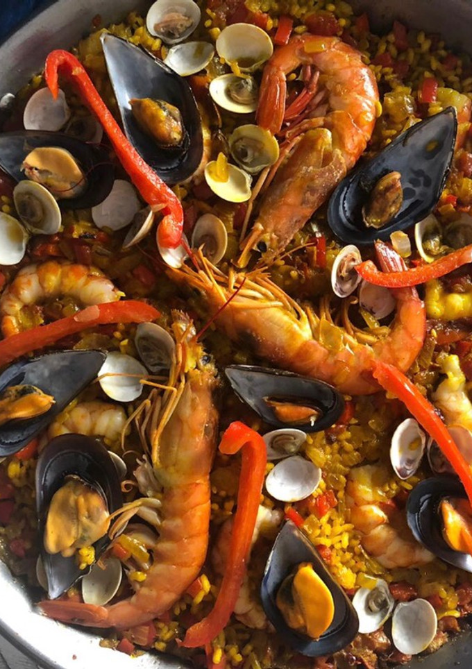 Una foto de PAELLA DE MARISCO!🥘