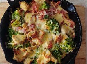 A picture of Bacon, Broccoli & Chicken keto Casserole.