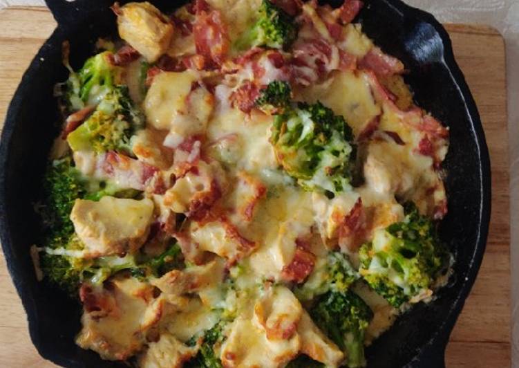 Recipe of Any-night-of-the-week Bacon, Broccoli &amp; Chicken keto Casserole