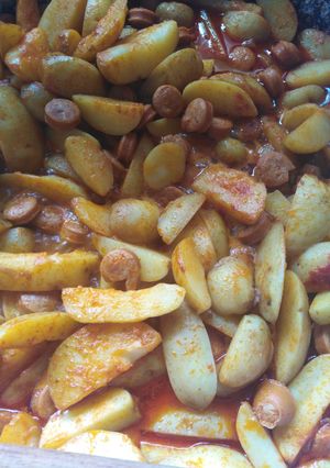Újkrumplis egytál 😊kint grillen recept fotója