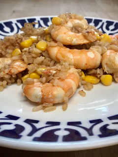 Una foto de Arroz java con langostinos