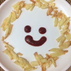 A picture of Airfyer French fries very crispy.