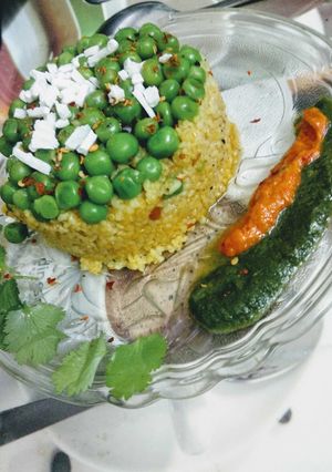 A picture of Vegetable dalia.