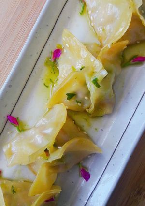 A picture of Spicy dumplings.