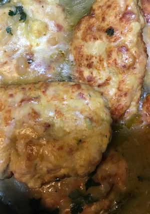 Una foto de Fiambre de pollo (albondigones)