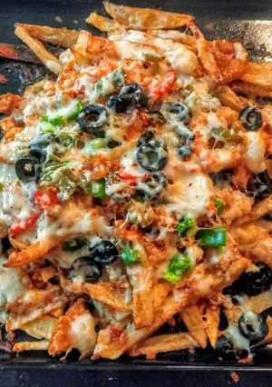 A picture of Pizza Fries.