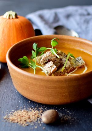 A picture of Slow Cooked Pumpkin Soup.