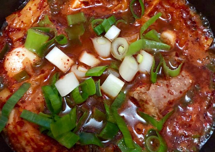 Sup Kimchi Pedas
