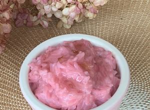 Une photo de Riz au lait de coco à la rose