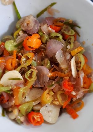 Foto resep Sambel matah puedes dan mudah ala Aku