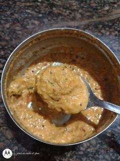 தக்காளி சட்னி (Thakkali chutney recipe in tamil) செய்முறை முக்கிய புகைப்படம்