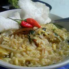 A picture of Soto sotoan tanpa ayam😄.