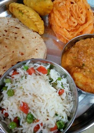 A picture of Holi special dinner.