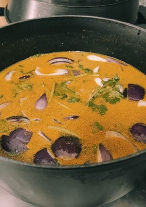 A picture of Curry Base Gravy.