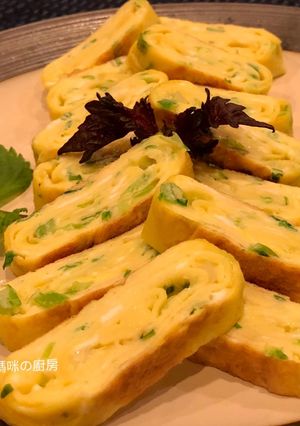 A picture of Scallion Egg Roll Omelet.