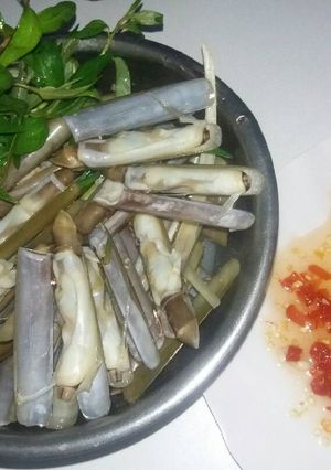 Hình của món Móng tay hấp gừng,sả.