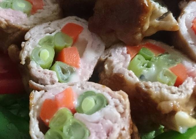 Simple Way to Make Perfect Pork and Vegetable Rolls