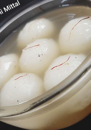 लेफ्टओवर राइस के रसगुल्ले (leftover rice ke rasgulle recipe in Hindi) रेसिपी मुख्य फोटो