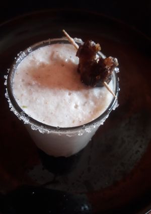 A picture of Apple dates milkshake.