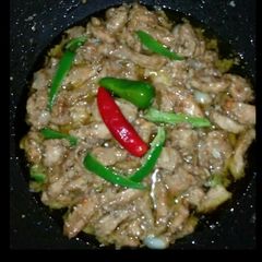 A picture of Chicken white handi.