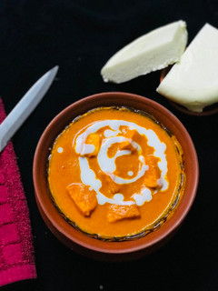 શાહી પનીર (Shahi Paneer Recipe In Gujarati) રેસીપી મુખ્ય ફોટો