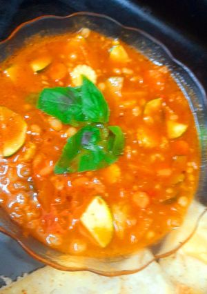 A picture of Minestrone Soup.