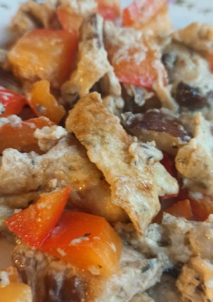 Омлет з овочами та печерицями
