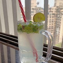 A picture of Virgin Mojito.