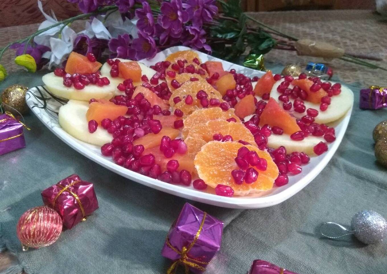 Apple papaya salad
